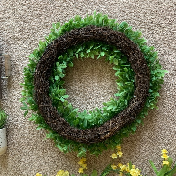 Modern Farmhouse Spring Decor Lot - Picture 3 of 9